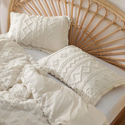 Deluxed Tufted Embroidery Comforter Set