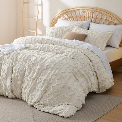 Deluxed Tufted Embroidery Comforter Set