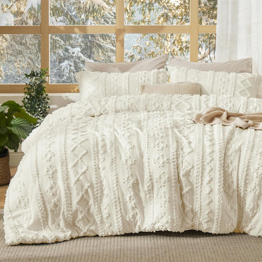 Deluxed Tufted Embroidery Comforter Set
