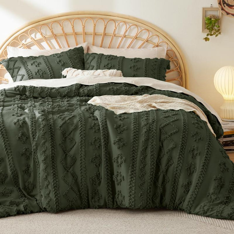 Deluxed Tufted Embroidery Comforter Set